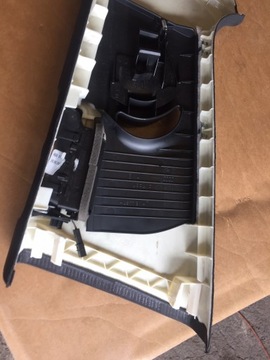 AUDI A6 C7 КРЫШКА СТОЙКИ ПРАВАЯ 4G0867244