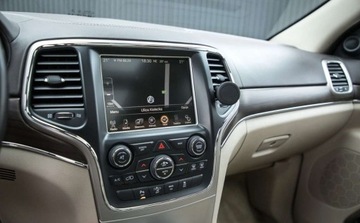 Jeep Grand Cherokee IV Terenowy Facelifting 3.0 V6 CRD 250KM 2013 Jeep Grand Cherokee 3.0D 250Ps Ledy Radar Panorama Navi Skora Wentylacja 1, zdjęcie 24