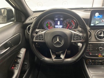 Mercedes GLA I Off-roader 1.6 200 156KM 2016 Mercedes-Benz GLA 200 Mercedes-Benz GLA 200, Benzy, zdjęcie 11