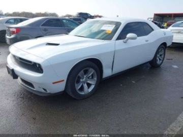 Dodge Challenger III 2022 Dodge Challenger SXT 2022 3.6L 3.6 Benzyna 303KM, zdjęcie 1