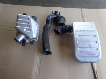 CHEVROLET CAPTIVA 2.4 B POUZDRO FILTRU VZDUCHU