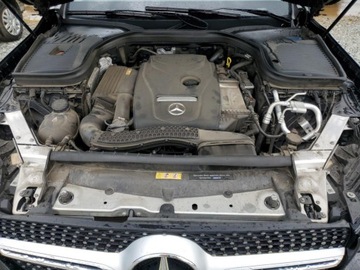 Mercedes GLC C253 2017 Mercedes-Benz GLC Coupe 300 4Matic 2017 2.0l 2.0 Benzyna 241KM, zdjęcie 6