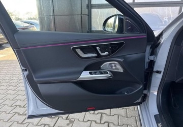 Mercedes Klasa E W214 Sedan 2.0 220d 197KM 2025 Mercedes-Benz Klasa E 220d 4MATIC Pakiet AMG Premium 2.0 Diesel 197KM, zdjęcie 9