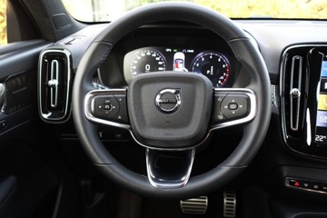 Volvo XC40 2021 Volvo XC 40 B4 Mild-hybrid AWD R-Design Bezwypadek salon PL FV23, zdjęcie 15
