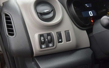 Renault Trafic III Furgon 1.6 Energy dCi 125KM 2016 Renault Trafic 1.6D 8-Osobowy Navi 2 KPL Kol Oryginal LakierSprowadzonyGwa, zdjęcie 38