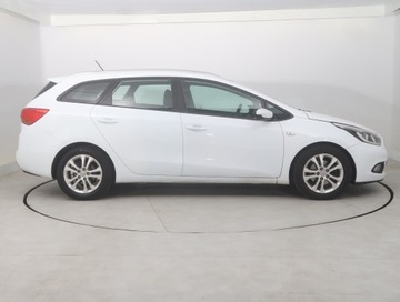 Kia Ceed II Kombi 1.6 CRDi 110KM 2012 Kia Ceed 1.6 CRDi, Klima, Tempomat, Parktronic,ALU, zdjęcie 5