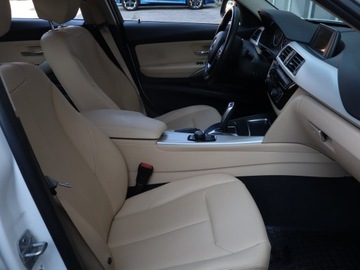 BMW Seria 3 F30-F31-F34 Touring Facelifting 1.5 318i 136KM 2016 BMW 3 318 i, Salon Polska, Serwis ASO, Automat, zdjęcie 8