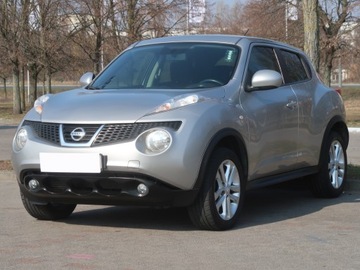 Nissan Juke I SUV 1.5 dCi 110KM 2013 Nissan Juke 1.5 dCi, Navi, Klima, Klimatronic, zdjęcie 1
