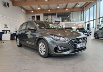 Hyundai i30 III Hatchback Facelifting 1.5 T-GDI 48V 160KM 2021 Hyundai i30 2021 1.5T-GDI 160KM 48V Classic Plus 45.595km Salon Polska 1wl, zdjęcie 11