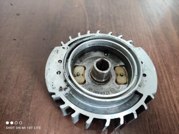 STIHL 030 AV MAGNETO KOŁO MAGNESOWE