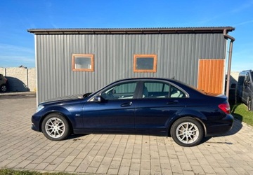 Mercedes Klasa C W204 Limuzyna 1.8 180 CGI BlueEFFICIENCY 156KM 2011 Mercedes-Benz Klasa C 1,8 benzyna 156KM, Automat, Idealny Stan, Bardzo Zad, zdjęcie 11