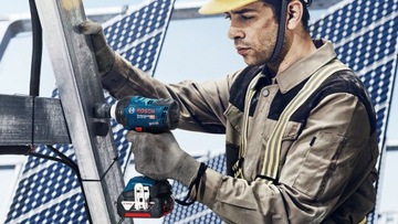 УДАРНЫЙ ГАЙВЕР GDS 18V-400 BOSCH 2x4,0 Ач