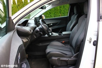 Peugeot 5008 II Crossover Facelifting 1.5 BlueHDi 130KM 2021 Peugeot 5008 Peugeot 5008 1.5 BlueHDI Allure SampS 1.5 Diesel 130KM, zdjęcie 22