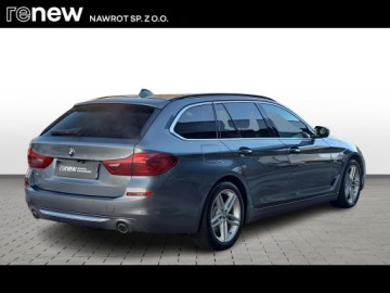 BMW Seria 5 G30-G31 Touring 530d 265KM 2017 530d xDrive Luxury Line aut, zdjęcie 4
