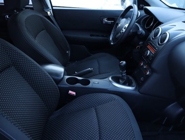 Nissan Qashqai I Crossover 2.0 140KM 2009 Nissan Qashqai+2 2.0 i, Salon Polska, 7 miejsc, zdjęcie 8