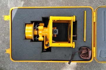 КАЛИБРАТОР АВИАЦИОННОГО МАГНИТНОГО КОМПАСА США