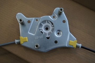 ZVEDÁK ELEKTRICKÉ OKNO HYUNDAI H-1 STAREX H1 LEVÝ ŘIDIČE