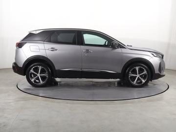 Peugeot 3008 II Crossover Facelifting  1.2 PureTech 130KM 2023 Peugeot 3008 1.2 PureTech, Salon Polska, zdjęcie 5