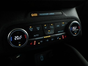 Ford Focus IV Hatchback 1.5 EcoBoost 150KM 2020 Ford Focus Navi Czujniki parkowania Klimatyzacja, zdjęcie 26
