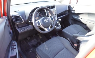 Toyota Verso-S 2014 Toyota Verso S Bezwypadkowa Serwisowana 1-Wlasciciel Navi Kamera Panorama, zdjęcie 6