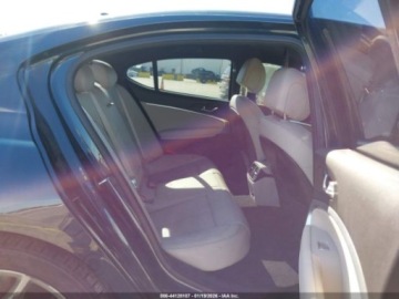  Genesis G70 2022 2.0 Benzyna 252KM, zdjęcie 13