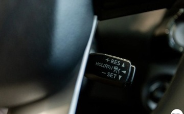 Toyota Hilux VIII Pojedyncza kabina Facelifting 2.4 D-4D 150KM 2024 Toyota Hilux Toyota Hilux 2.4 D-4D Double Cab DLX 4x4 2.4 Diesel 150KM, zdjęcie 33