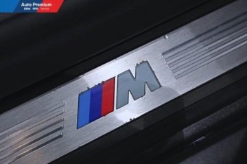 BMW Seria 5 G30-G31 Limuzyna 520d 190KM 2019 BMW Seria 5 xDriveAdaptacyjne Reflektory LEDSkorzana Kierownica M 2.0, zdjęcie 20