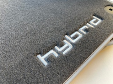 Коврики велюровые 8R1061271 MNO AUDI Q5 8R NEW оригинал