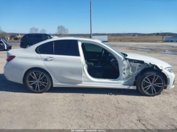 BMW Seria 3 G20-G21 2020 BMW Seria 3 330i xDrive 2020 2.0 Benzyna 255KM, zdjęcie 8