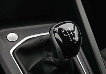 Volkswagen Golf VIII Variant 2.0 TDI 115KM 2023 Volkswagen Golf 2.0 TDI 115KM 1WL SalonPL Czujniki Grupa Adamowscy 2.0, zdjęcie 33