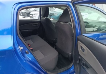 Toyota Yaris III Hatchback 5d Facelifting 2017 1.5 Dual VVT-iE 111KM 2017 Toyota Yaris 1.5 FV23 z Gwarancja 1.5 Benzyna 111KM, zdjęcie 6