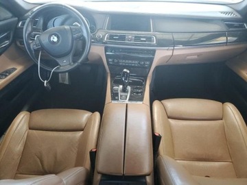 BMW Seria 7 F01 Sedan L Facelifting 750Li 450KM 2014 BMW Seria 7 750I, 2014, od ubezpieczalni 4.4 Benzyna 450KM, zdjęcie 7
