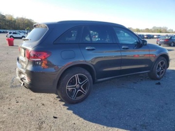 Mercedes GLC C253 2021 Mercedes-Benz GLC 300 4Matic 2021 2.0l 2.0 Benzyna 255KM, zdjęcie 3