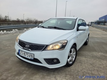 Kia Proceed 2012 Kia ProCeed 1.6i Nawigacja Klimatronik Bezwypadkowa 1.6 Benzyna 125KM, zdjęcie 17