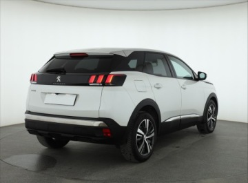Peugeot 3008 II Crossover Facelifting  1.2 PureTech 130KM 2023 Peugeot 3008 1.2 PureTech, Salon Polska, zdjęcie 4
