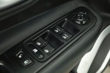 Jeep Renegade SUV 1.4 MultiAir 140KM 2017 Jeep Renegade 1.4 MultiAir, Salon Polska, zdjęcie 14
