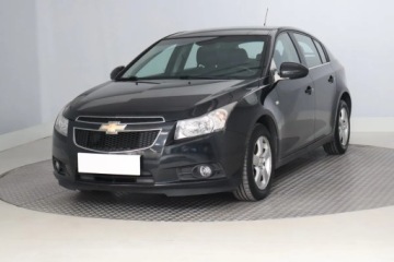 Chevrolet Cruze Hatchback 5d 1.6 16V DOHC 124KM 2011 Chevrolet Cruze 1.6 i 16V, Salon Polska, Klima, zdjęcie 1