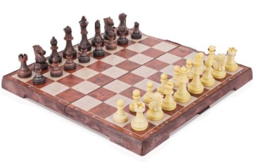 Магнитные шахматы и шашки 2в1.