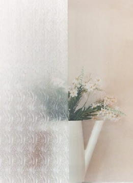 ВИТРАЖНЫЙ ШПОН САМОКЛЕЯЩАЯСЯ ФОЛЬГОЙ ДЫМЧАТЫЙ 67Х100СМ