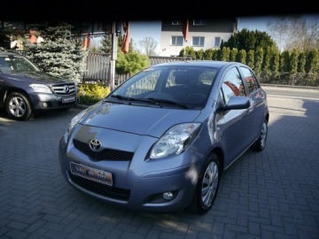 Toyota Yaris II Hatchback 5d 1.33 Dual VVT-i 101KM 2011 Toyota Yaris 1.3 Stan b.dobry Bez rdzy i korozji!!, zdjęcie 2