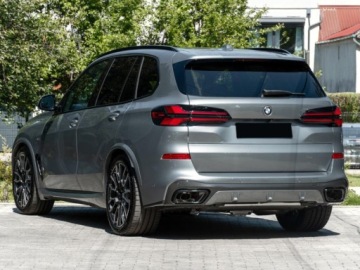 BMW X5 G05 SUV Facelifting 3.0 30d 298KM 2026 BMW X5 xDrive30d Sport Suv 3.0 (298KM) 2026, zdjęcie 1