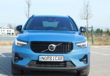 Volvo XC40 Crossover Plug-In Facelifting 1.5 T4 211KM 2023 Volvo XC 40 1,5T4 z Gwarancja Bezwypadkowy Model 2024r 1.5 Hybryda Plug-in, zdjęcie 2