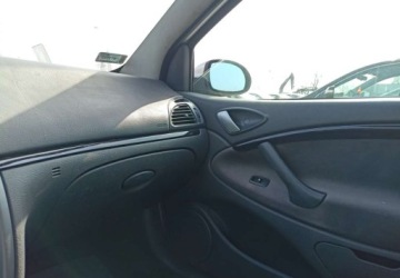 Citroen C5 III Sedan 1.6 HDi FAP 110KM 2007 Citroen C5 Citroen C5 1.6 Diesel 109KM, zdjęcie 11