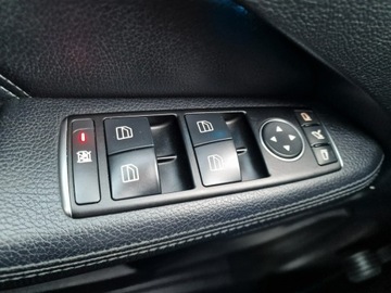 Mercedes Klasa E W212 Kombi Facelifting 200  184KM 2013 Mercedes E 200 Avantgarde Lift Automat Ledy, zdjęcie 34