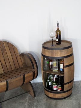 Деревянная барная стойка со светодиодной подсветкой RGB.