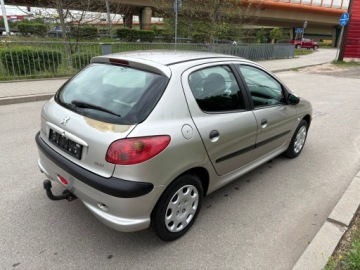 Peugeot 206 Hatchback 1.1 i 60KM 2006 PEUGEOT 206 BENZYNA KLIMA Z NIEMIEC, zdjęcie 3
