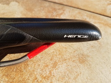 siodełko Specialized HENGE, hollow Ti, pręty TYTAN