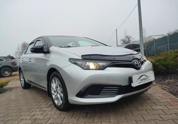 Toyota Auris II Hatchback 5d Facelifting 1.6 Valvematic 132KM 2015 Toyota Auris Super stan GWARANCJA 1.6 VALVEMATIC Premium Zobacz 1.6, zdjęcie 4