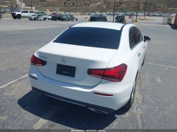 Mercedes Klasa A W177/V177 2021 Mercedes-Benz Klasa A 220 2021 2.0l 2.0 Benzyna 188KM, zdjęcie 5