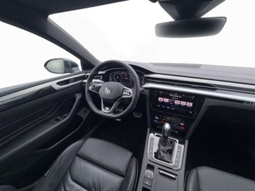 Volkswagen Arteon Fastback Facelifting 2.0 TSI 190KM 2023 Volkswagen Arteon Shooting Brake R-Line 2.0 TSI 190KM DSG, Bogate wyposaze, zdjęcie 15